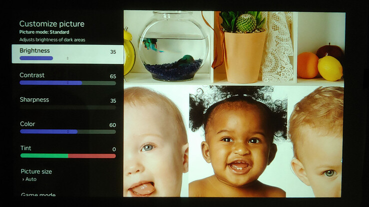 Tweaked Standard mode (above) versus default Standard mode image appearance. (f/1.6 1/30 sec ISO 200)