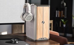 The Corsair One i500 has a wooden front, either light or dark. (Image: Corsair)