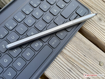 Honor Pencil and Bluetooth keyboard