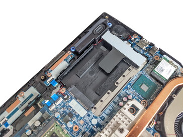 Gigabyte G5 - Free HDD slot, replaceable WLAN module