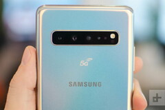 Galaxy S10 5G models may have a critical issue with their expensive new functions. (Source: Digital Trends)