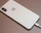 Do the latest iPhones have a fundamental issue with their use? (Source: iPhoneTricks.org)