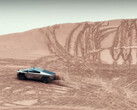 The Tesla Cybertruck effortlessly handles sandy mountains in the KOH desert off-road race (image: DennisCW / Youtube)