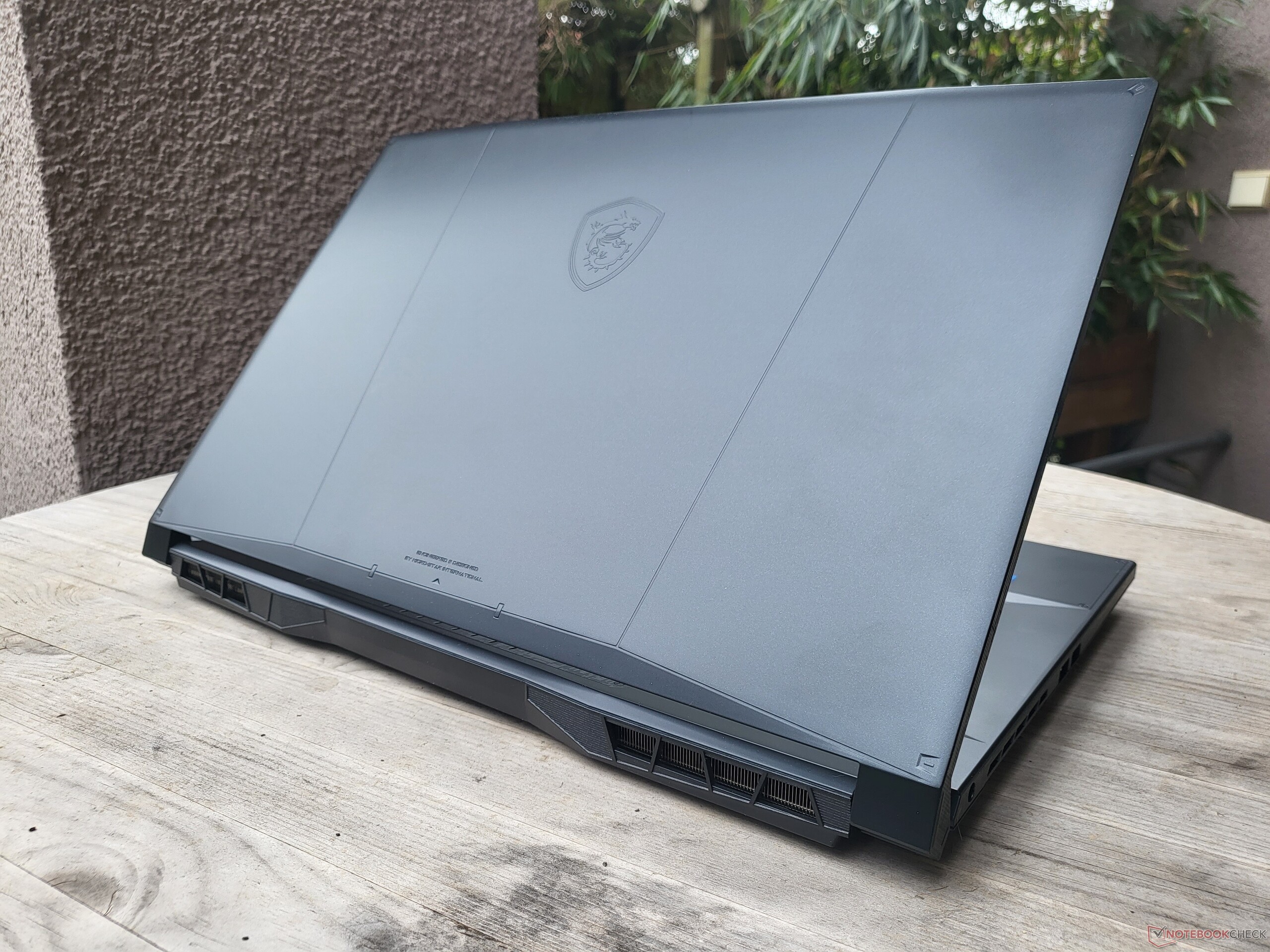 MSI Katana 17 B13V laptop review: Nvidia GeForce RTX 4060 makes its debut -  NotebookCheck.net Reviews