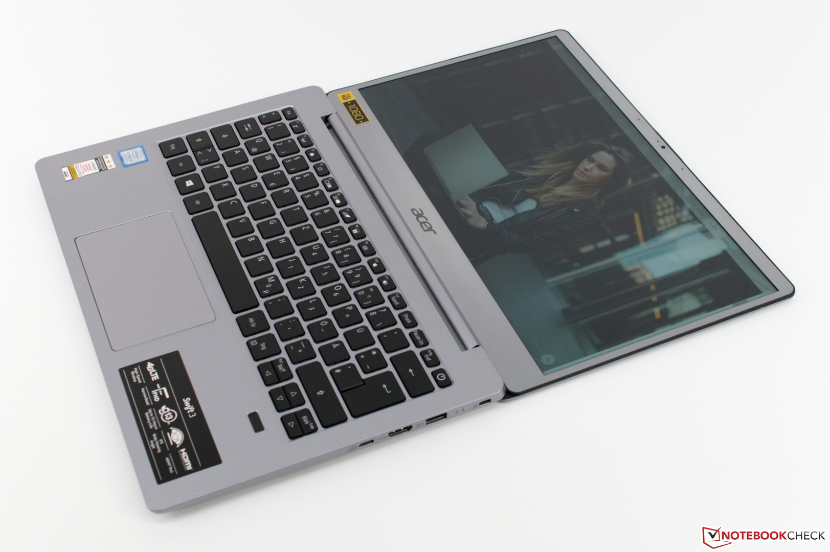 Acer Swift 3 SF313 (Core i5-8250U, 8 GB, 256 SSD, FHD) Laptop Review - NotebookCheck.net Reviews