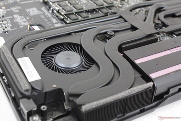 Cooling solution consists of dual ~50 mm fans with 7 heat pipes between them