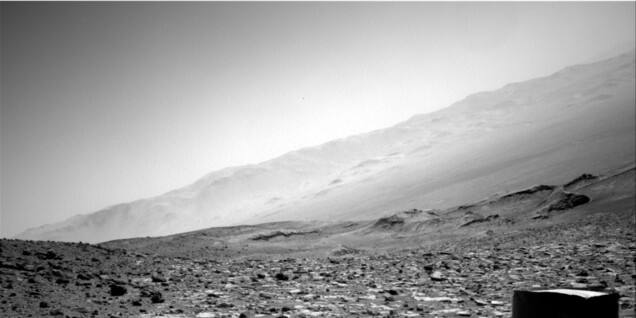 The mysterious “object” does not appear in images taken just seconds before the viral photo.