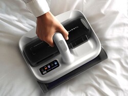 The Narwal U50 mattress vacuum cleaner heats and irradiates mattresses while picking up mites. (Image source: Narwal)