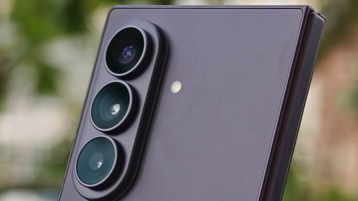 Review: Samsung Galaxy Z Fold 8 Ultra