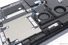 The Pro Max 16 Plus is one of the few modern laptops to ship with a removable graphics card called DGFF or Dell Graphics Form Factor (Image source: Notebookcheck)
