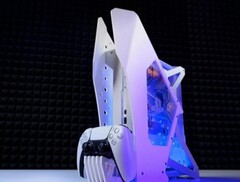 This is likely the world's first liquid-cooled Sony PS5 gaming console. (Image: Modding Cafe/YouTube)