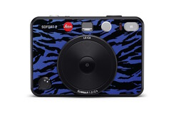 Leica partners with Burton for custom Sofort 2 hybrid instant camera release. (Image source: Leica Camera)