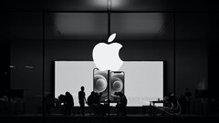 Apple reports tremendous growth in India and other emerging markets. (Source : Jimmy Jin on Unsplash)