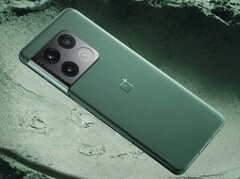 The OnePlus 10 is said to have worse camera hardware than the OnePlus 10 Pro. (Source: OnePlus)