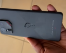 A "ROG Phone 9" hands-on leak. (Image source: K-Tai Watch Impress Japan)