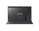 The carbon fiber chassis lower this model's weight to just under 1 Kg. (Image Source: VAIO)