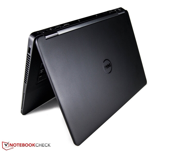 Dell Latitude 14 E5470 Notebook Review - NotebookCheck.net Reviews