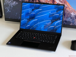 Lenovo ThinkPad P14s G5 review. Test device provided by: