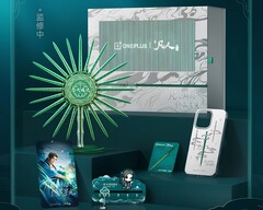 The co-branded box holds five collectibles, led by a rotating metal stand that grips the phone magnetically.