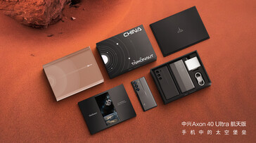 The Axon 40 Ultra Aerospace Edition comes with extras such as cases in its new collector-style box. (Source: ZTE via Weibo)