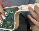 An image of Stradex1 in the playing position (Image source: Brady Y. Lin; cropped)