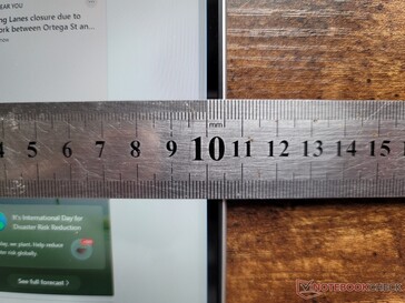 Narrow side bezels but with thicker top and bottom bezels