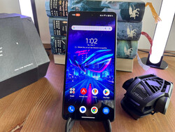 In review: Asus ROG Phone 8 Pro. Test device provided by Asus Germany.