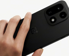 The OnePlus 15. (Image source: OnePlus, edited)