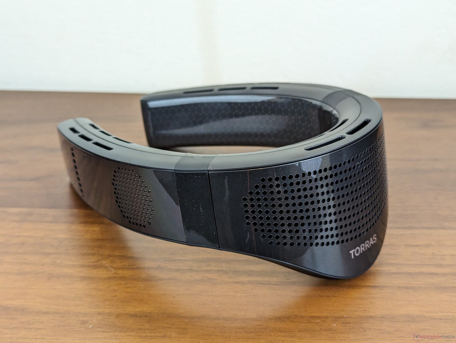 TORRAS COOLIFY Cyber Neck Conditioner : Amazon.co.uk: Home & Kitchen