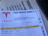 Cybertruck now an option in service centers (image: Greggertruck/X)