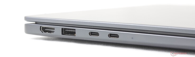 Left: HDMI 2.1, USB-A 3.2 Gen. 1 (1 Gbps), 2x USB-C Thunderbolt 4 w/ DisplayPort 2.1 + Power Delivery, Smart Card reader (optional)