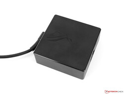 100-watt power adapter