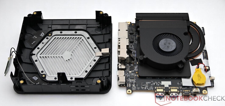 Chuwi AuBox disassembled