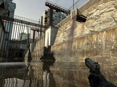 Image from Half-Life 2: Update showing a weapon and sewers. (Image source: Steam) 