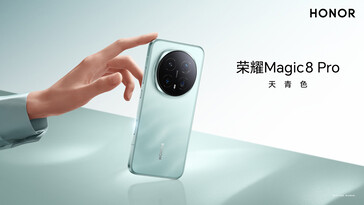 Magic 8 Pro in Sky Cyan (Image source: Honor)