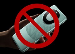 Huawei Mate 60 Pro launched in August 2023 with 5G chipset despite heavy-handed U.S. sanctions. (Source: Huawei/OpenClipart-Vectors/edited)