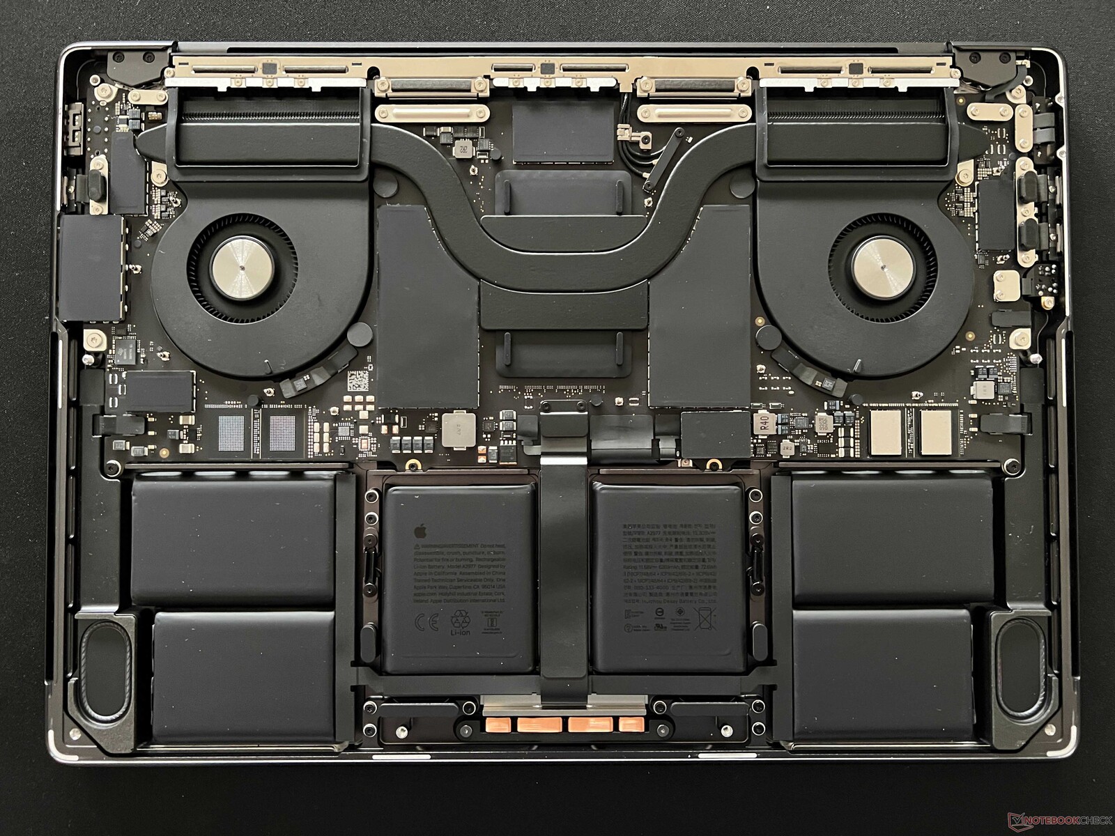 Apple MacBook Pro M3 Max Review. 3 Reasons To Upgrade: Speed, Battery, A  Dazzling New Look