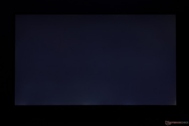 Very slight backlight bleeding along bottom edge