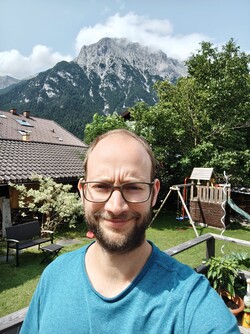 Selfie with the Poco F6 Pro.