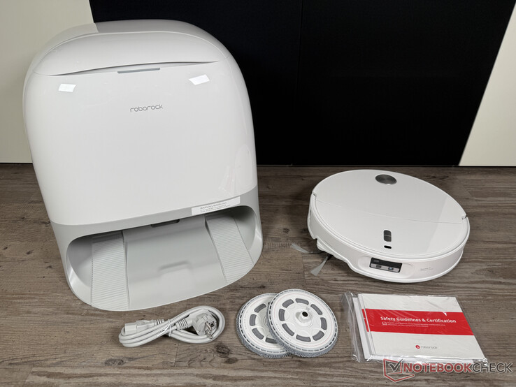 Scope of delivery of the Roborock Qrevo Curv 2 Pro