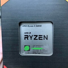 AMD Ryzen 5 5600X retail box (Source: @GawroskiT on Twitter)