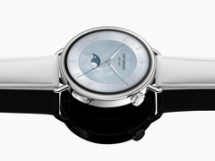 The Watch S4 41 mm has a 1.32-inch AMOLED display and a 320 mAh battery. (Image source: Xiaomi)