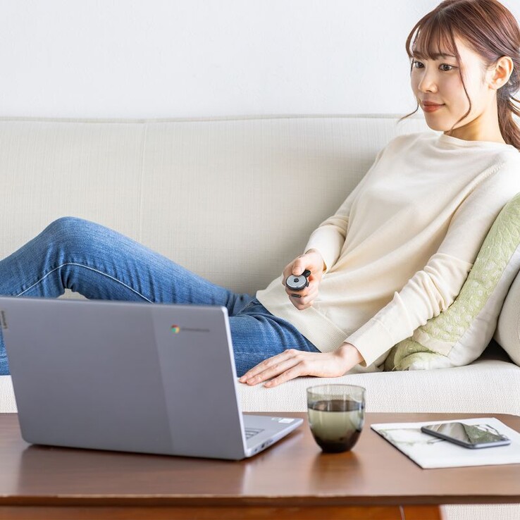 The Sanwa Finger Mouse allows users to control computers, smartphones, and tablets from afar. (Image source: Sanwa Supply)
