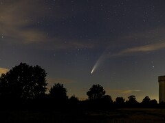 An image showing Comet Neowise during its close passage to the sun. (Image source: TheOtherKev - Pixabay)