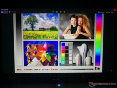 Wide IPS viewing angles