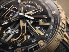 The Roger Dubuis Excalibur Spider Flyback chronograph (pictured) has a pink‑gold crown with a lacquered ring that follows the whole color scheme. (Images source: Roger Dubuis)