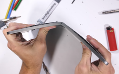 The Apple iPad Pro's structural integrity is less than ideal. (Source: JerryRigEverything on YouTube) The Apple iPad Pro's structural integrity is less than ideal. (Source: JerryRigEverything on YouTube)