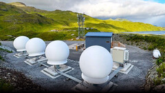 First Starlink community gateway installation in Alaska (Image source: SpaceX)