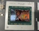 Cracked GPU die (Image Source: KrisFix-Germany)