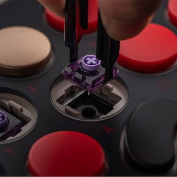 The 8BitDo Upgrade Kit for Arcade Controller comes with 16 Kailh Purple Glede linear switches